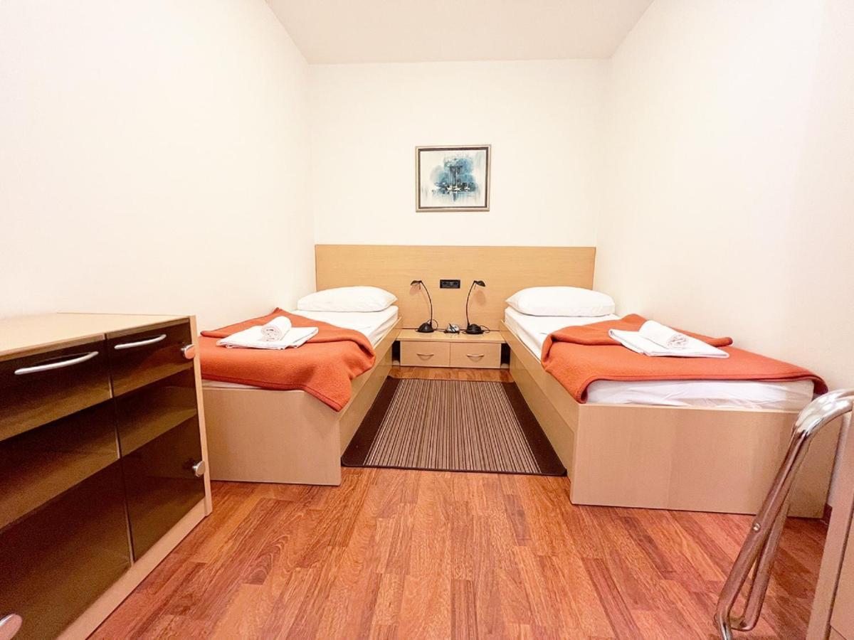 Rooms Studentsko Naselje Ivan Goran Kovacic 리예카 객실 사진